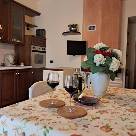 Appartamento Roses House Porto San Giorgio Esterno foto