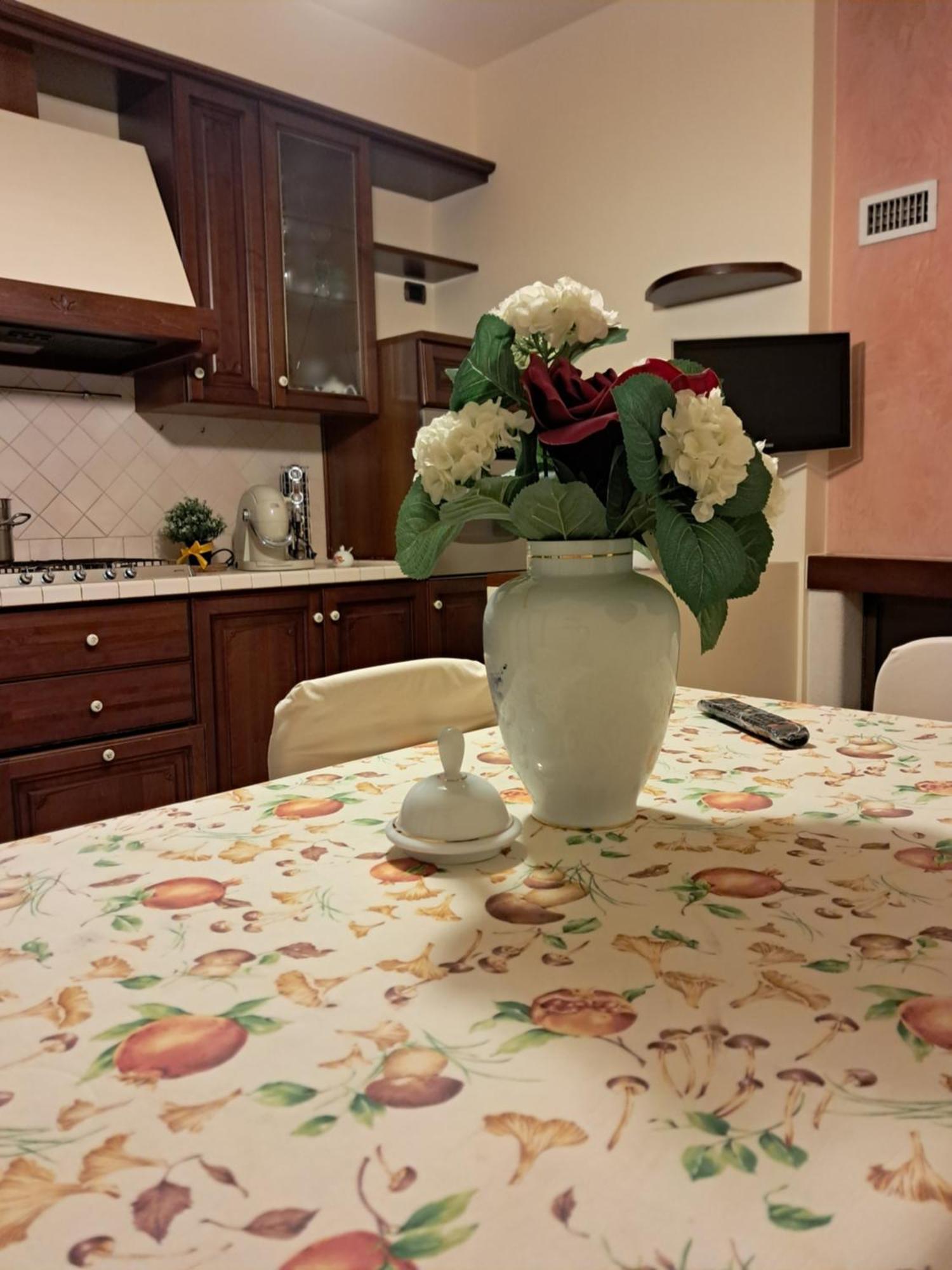 Appartamento Roses House Porto San Giorgio Esterno foto